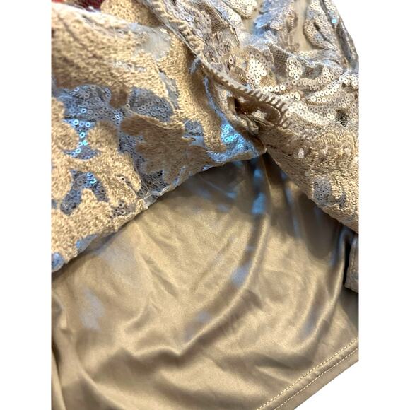 Tadashi Shoji Waverly Sequin Embroidered Gown - Size 2 - Picture 13 of 16